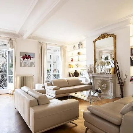 Deluxe St Germain Apartment Paris